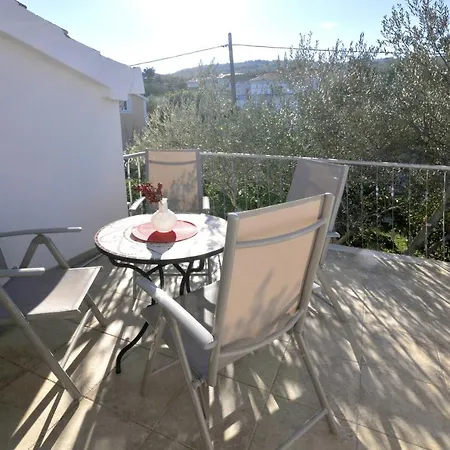 Διαμέρισμα By The Sea Arbanija, Ciovo - 11592 *