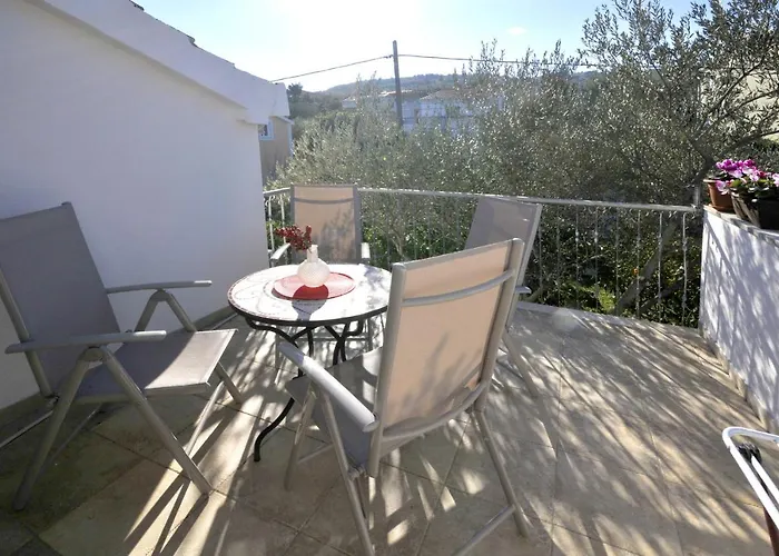 公寓 By The Sea Arbanija, Ciovo - 11592 *
